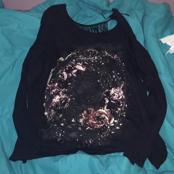 NWOT- ADORABLE long sleeve top