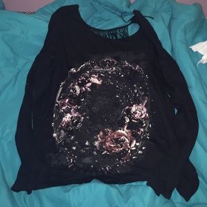 NWOT- ADORABLE long sleeve top