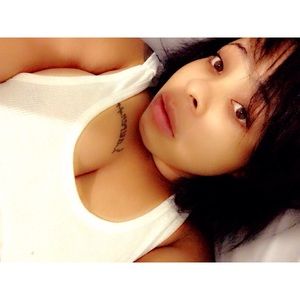 Meet your Posher, Ravyn