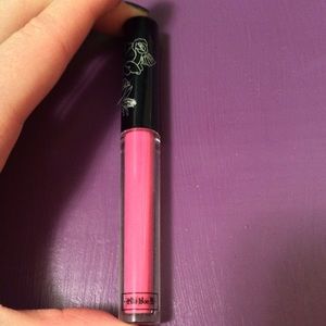 Never used Kat Von D liquid lipstick