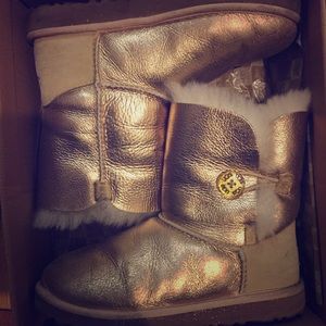 Limited golden uggs