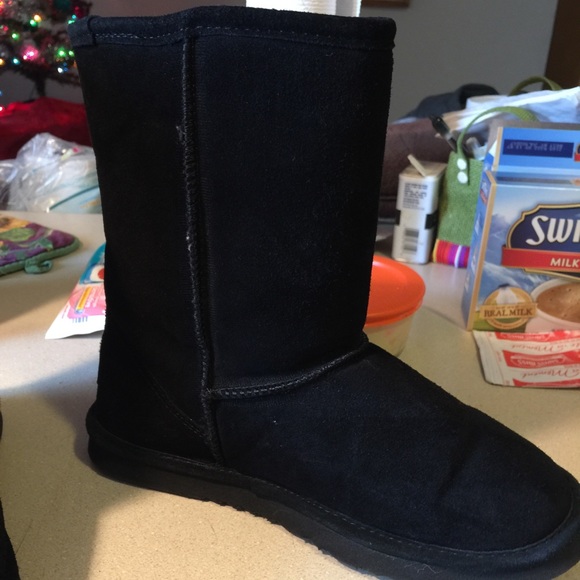 Bearpaw boots size 8 - Picture 4 of 4