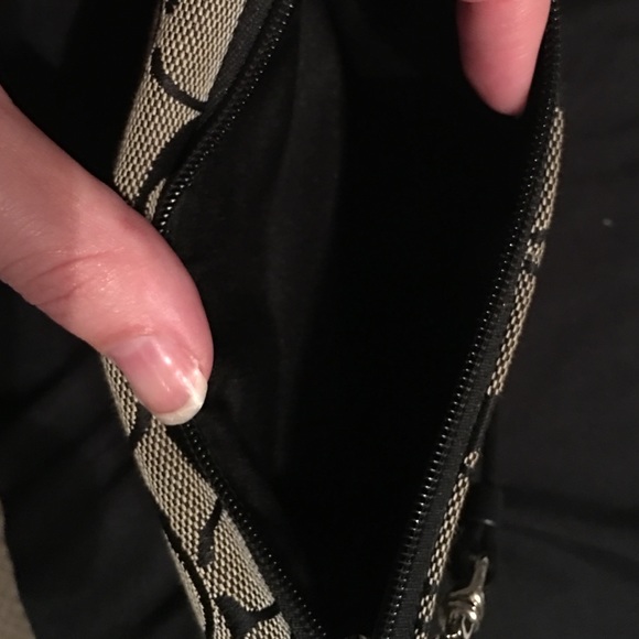 NWOT Coach Wristlet - Picture 3 of 4