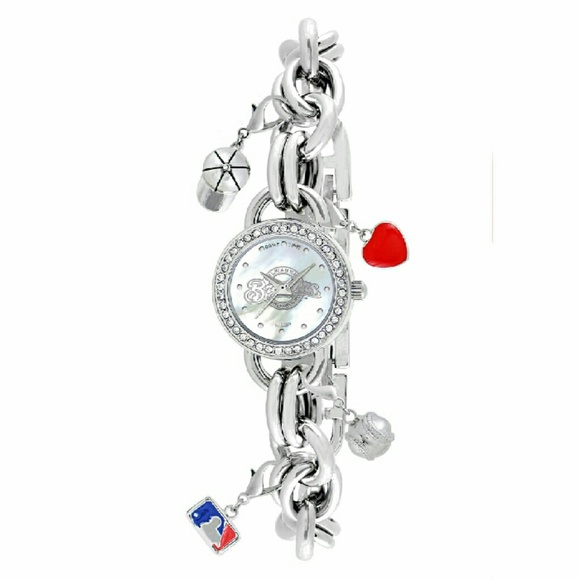 Women's Milwaukee Brewers Charm Watch *NEW IN BOX*