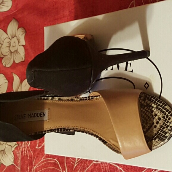 Pumps - Picture 3 of 3