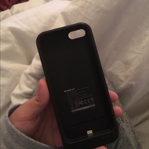 CHARGING CASE