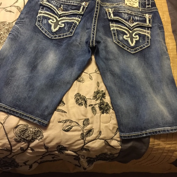 Rock revival shorts - Picture 3 of 3