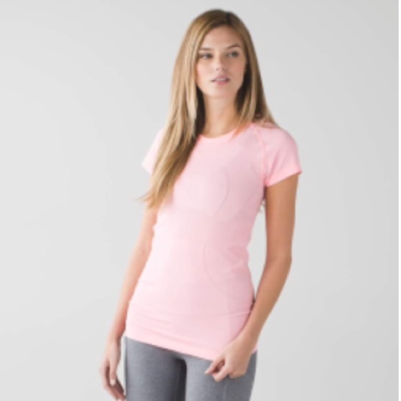 Lululemon Swiftly Tech Short Sleeve Pink Top