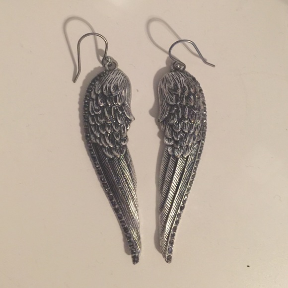 Lucky Brand Jewelry - Lucky Brand Wing Earring