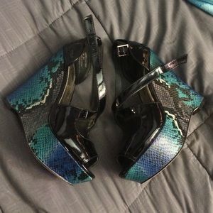 Kim Kardashian pumps