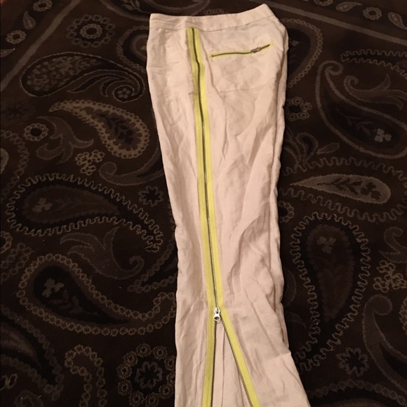 Pans - Picture 2 of 3