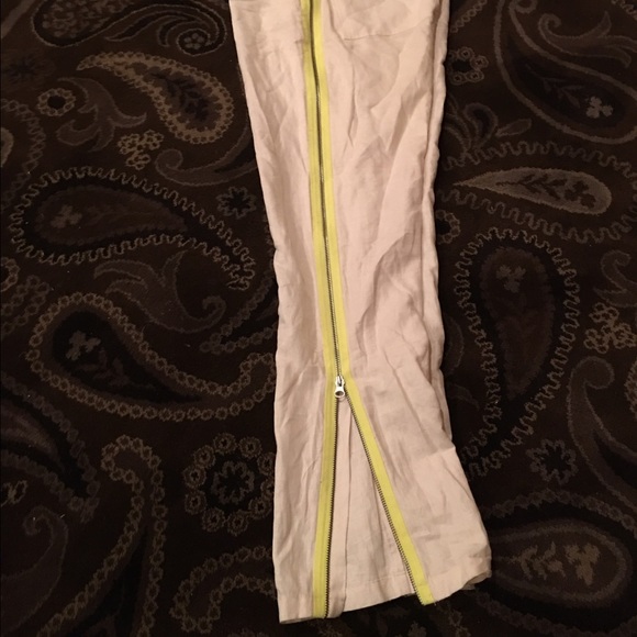 Pans - Picture 3 of 3