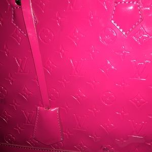 Hot pink Louis Vuitton monogram bag
