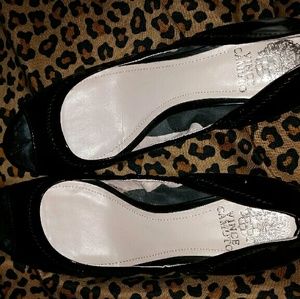 Vince Camuto black comfy