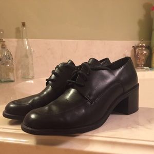 Genuine leather Oxford shoes heel