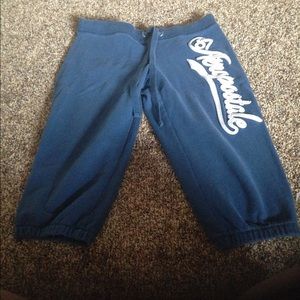 Knee length knit pants