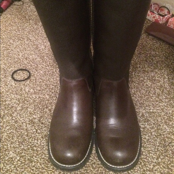 Leather UGG riding boots