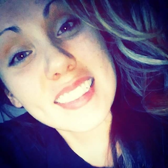 Meet your Posher, Maricella