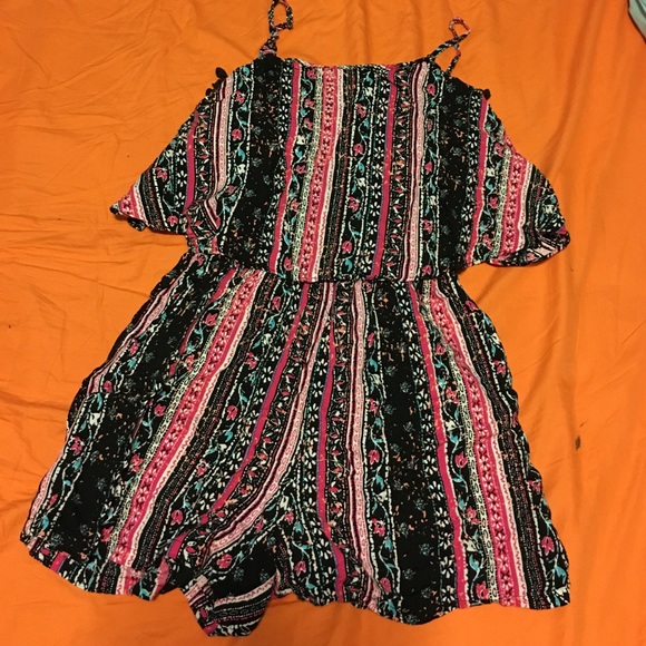 Printed spaghetti strap Ruffled romper