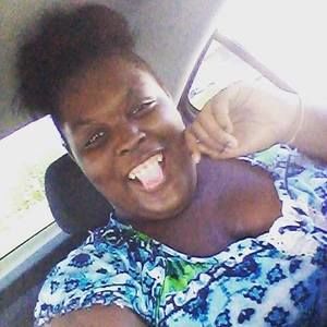 Meet your Posher, Livi