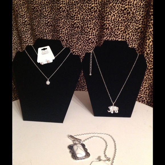 $7 ea.. Necklaces & Earrings! Inc gift bag😃 New - Picture 1 of 3