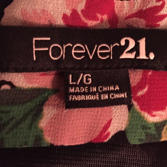 Floral Skirt ❤️💋🌹 - Picture 3 of 4