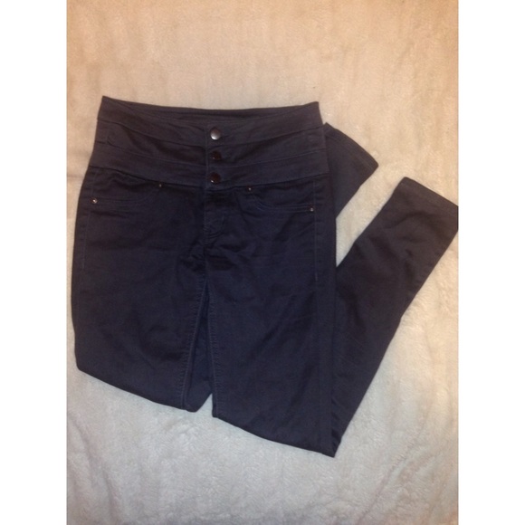 High waisted ankle pants 👖