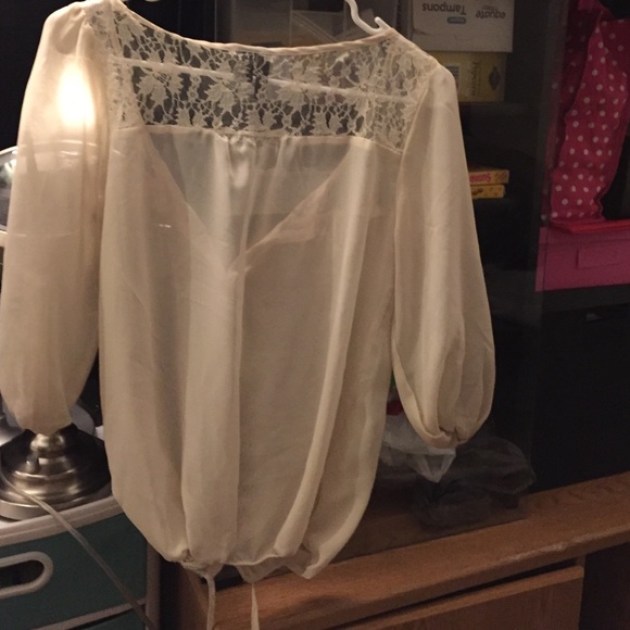 Sheer button up blouse with laced chest - Picture 2 of 4