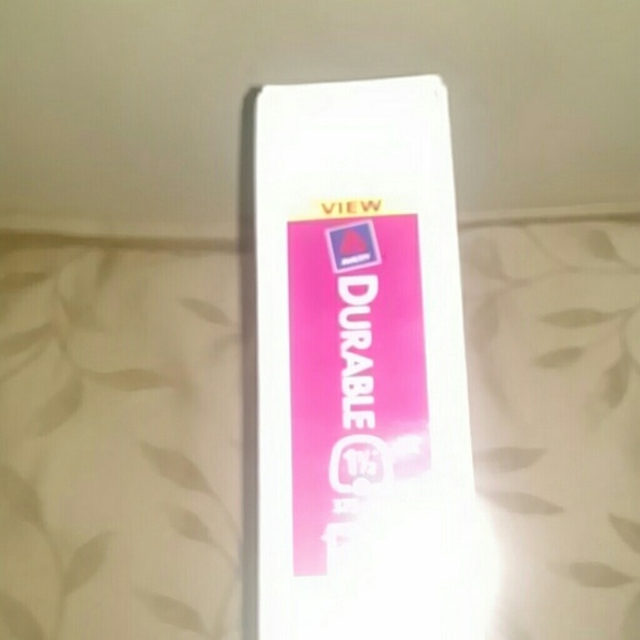 School binder - Picture 2 of 2