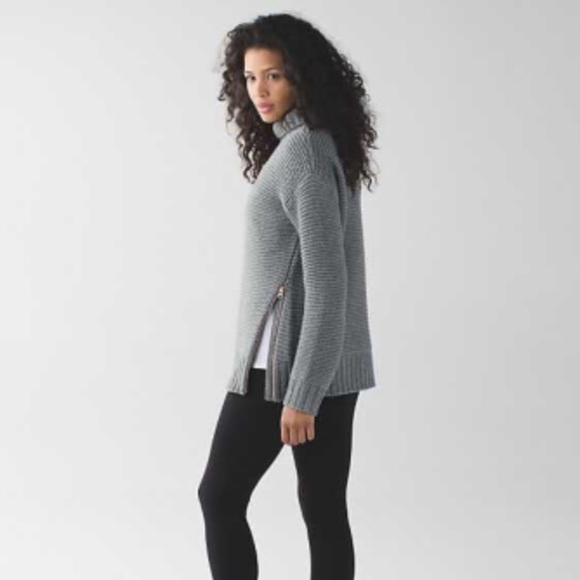 ❗️SOLD❗️Lululemon karma kurmasana sweater - Picture 2 of 4