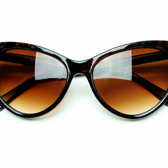 Sunglasses - Picture 1 of 1