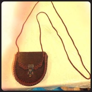 Cute vintage cross body