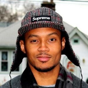 Meet your Posher, Christian