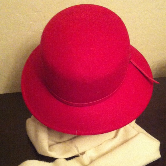 🎉HP2X🎉 Nine West Red Wool Hat - Picture 3 of 4