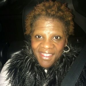 Meet your Posher, Beverly