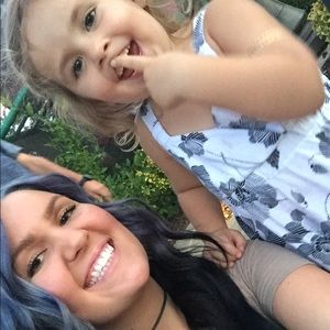 Meet your Posher, Devan