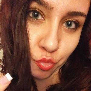 Meet your Posher, Lacey