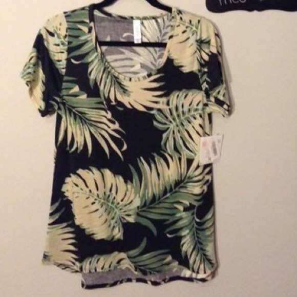 LuLaRoe Classic T