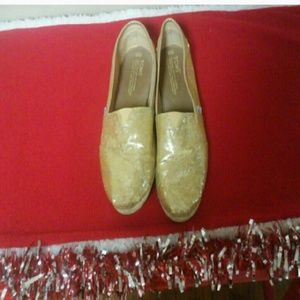 Rare gold Toms