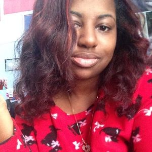 Meet your Posher, Leah