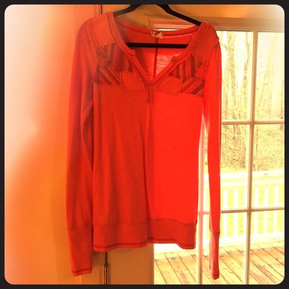 Pink thermal with metal sleeve details