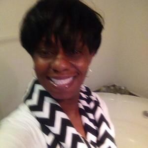 Meet your Posher, Evelyn