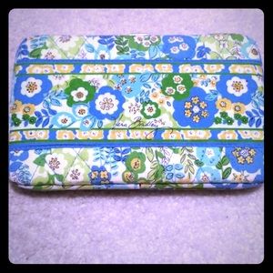 Vera Bradley wallet
