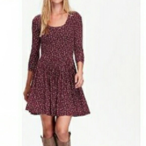 Fit and Flare Floral Dress - Picture 2 of 5