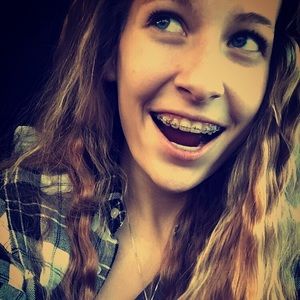 Meet your Posher, Abby