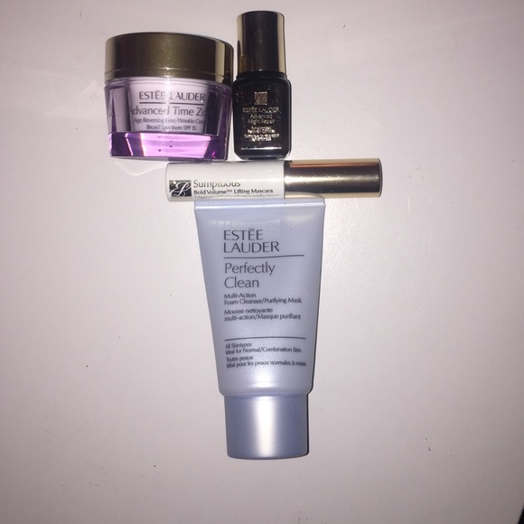 Estēe Lauder sample set