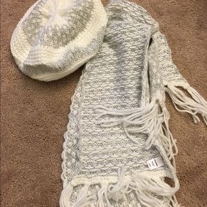 Hat and scarf set