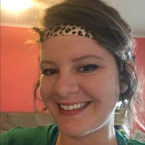 Meet your Posher, Courtney