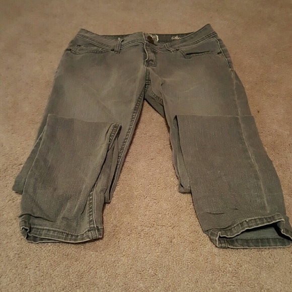 Grey skinny jeans