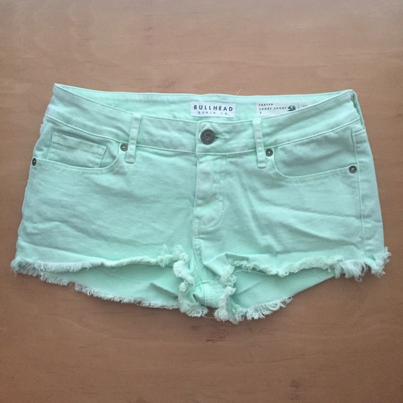 Bullhead Mint Green Frayed Stretch Short Short
